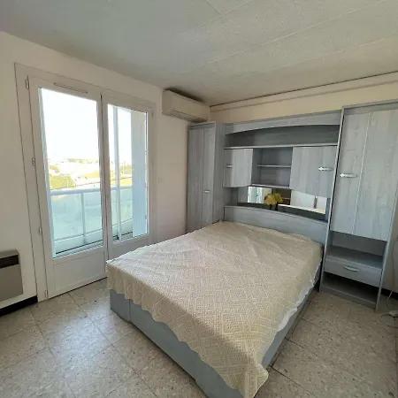 Apartmán Confortable T2 Climatise, Balcon, Parking Securise, Proche Et Commerces - Fr-1-701-37 *