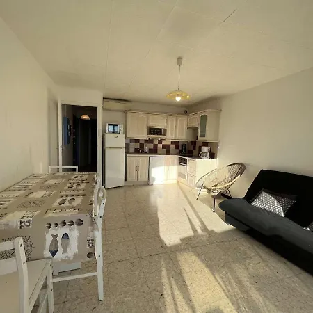 Confortable T2 Climatise, Balcon, Parking Securise, Proche Et Commerces - Fr-1-701-37 Valras-Plage