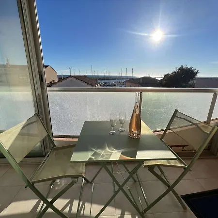 Confortable T2 Climatise, Balcon, Parking Securise, Proche Et Commerces - Fr-1-701-37 Apartmán