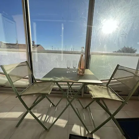 Confortable T2 Climatise, Balcon, Parking Securise, Proche Et Commerces - Fr-1-701-37 * Valras-Plage